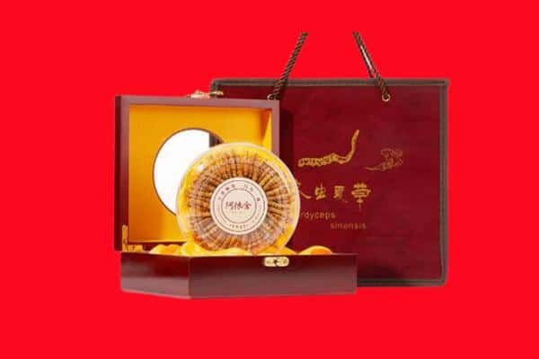 收购资讯:慈溪市回收冬虫夏草是按克吗